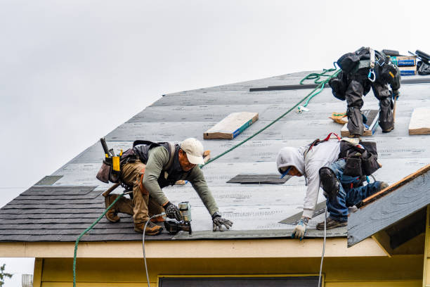 Professional Gutter Installation technician working in Pershing, IN